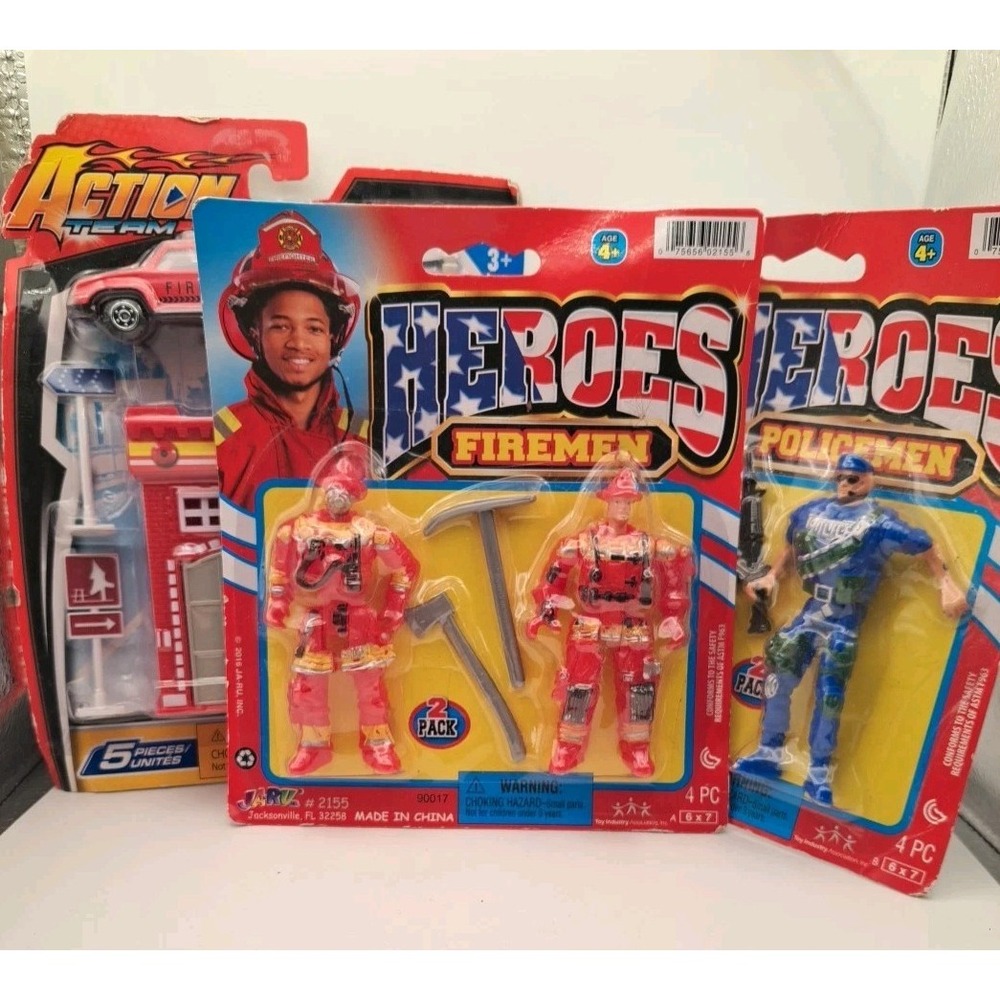 Heroes Ja-Ru 3 Set Policemen, Firemen, Fire Station, Figurines, Toys, NIB!